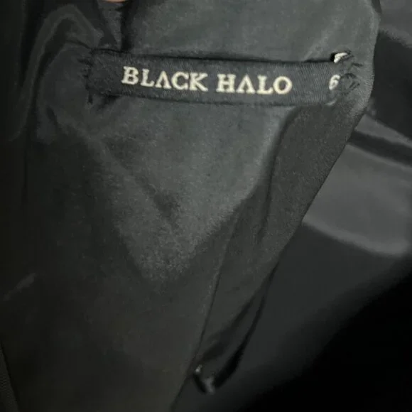 Black Halo Jackie ) Black Sheath Dress Career Lined Size S - Picture 8 of 8